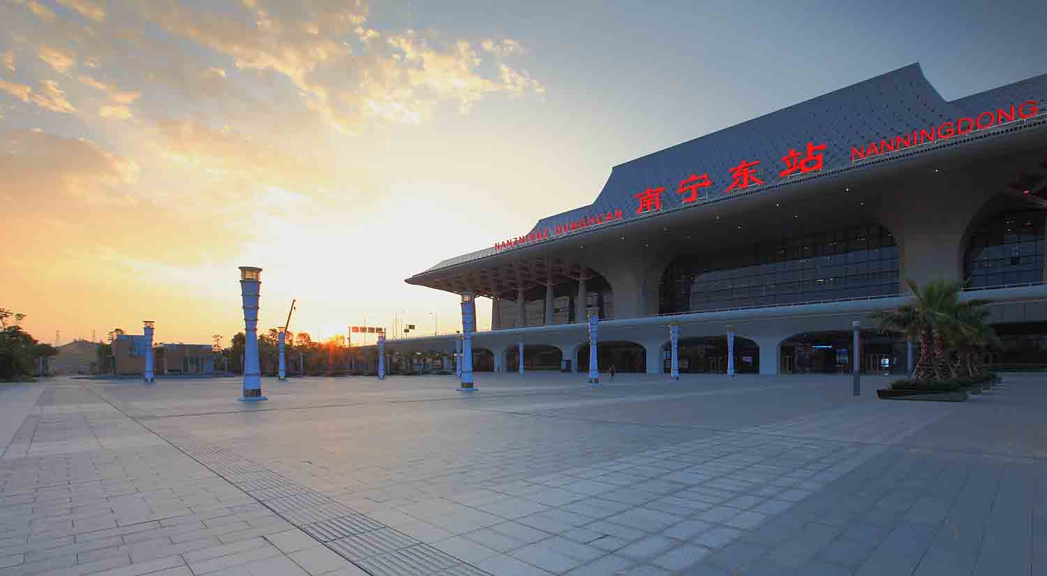 南宁东高铁站